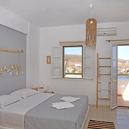 Nefeli Kythnos *