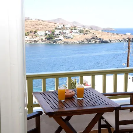 Nefeli Kythnos * Λουτρά